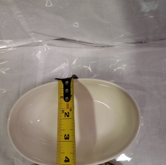 Mikasa Christmas Oval Candy/Trinket Dish Porcelain Ceramic Basket of Poinsettas - Picture 6 of 7